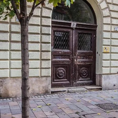 Semmihome Semmelweis Street