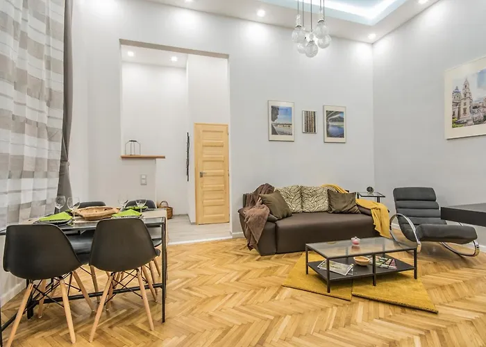 Apartament Semmihome Semmelweis Street *