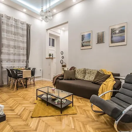 Semmihome Semmelweis Street 布达佩斯