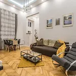 Semmihome Semmelweis Street Budapeste